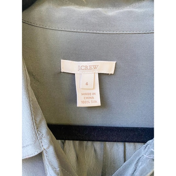 J. CREW Women's Grey Silk Button Down Collared Long Sleeve Blythe Blouse size 4 - Picture 5 of 8